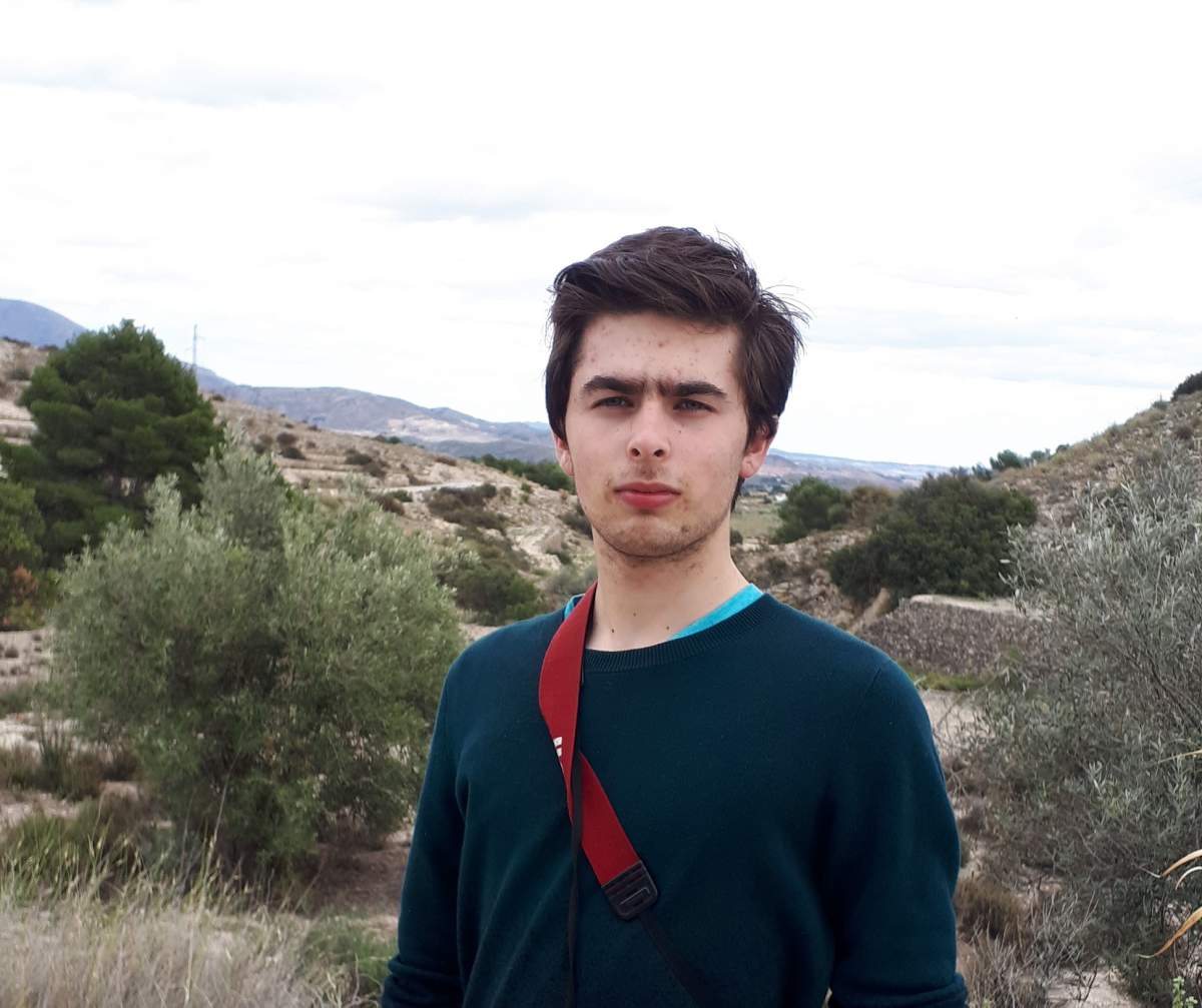 Luke Hawkins Luke Hawkins